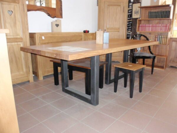 Table chêne massif pieds métal Gérardmer 0