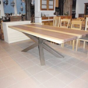 Table noyer pied fer Colmar 0