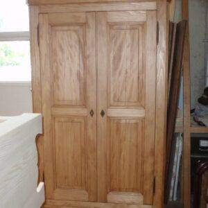 ARMOIRE